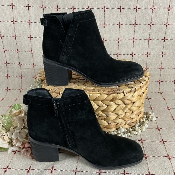 Zodiac “Larsen” Black Suede Ankle Boots Sz 6 Arch Support Comfy Booties NWOB - Picture 4 of 9